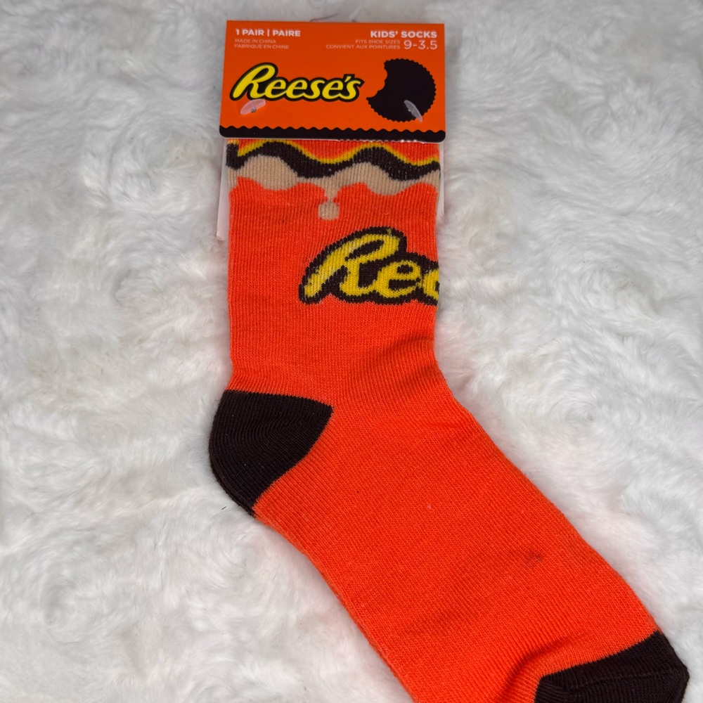 NWT 1 pair of Reeces crew socks - kids’ socks